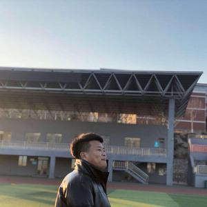 男模全身脱的精光GαyGAY
