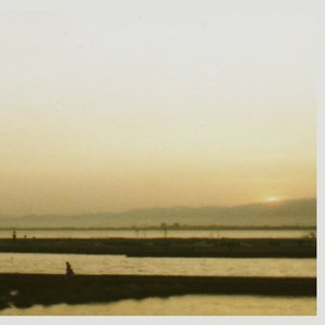 男模全身脱的精光GαyGAY
